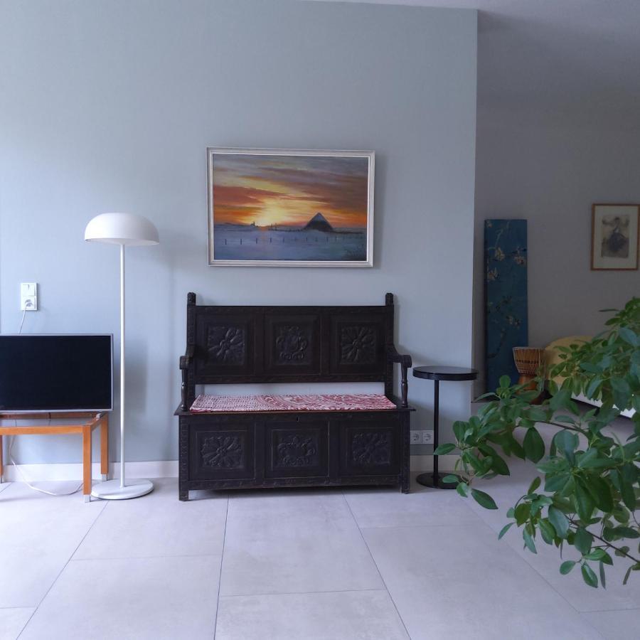 Bed & Breakfast Appartement 'T Haventje Ezinge Esterno foto